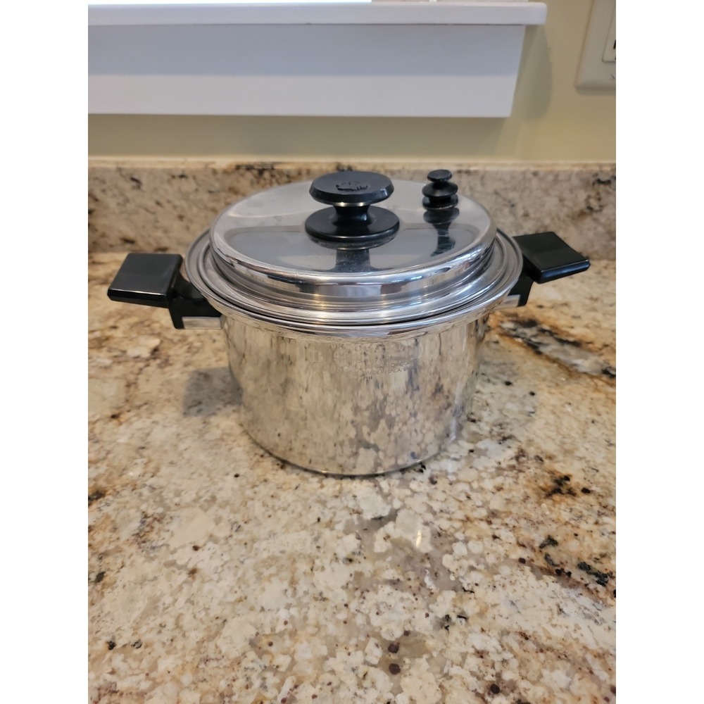 Royal Prestige Stock Pot W/Lid Steamer Bowl And Egg Poacher 7 Ply Titanium USA